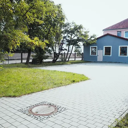 Homestay Neumarkt Monteurzimmer *