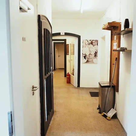 منزل للإقامة Neumarkt Monteurzimmer نيوماركت إن دير أوبيرفالز
